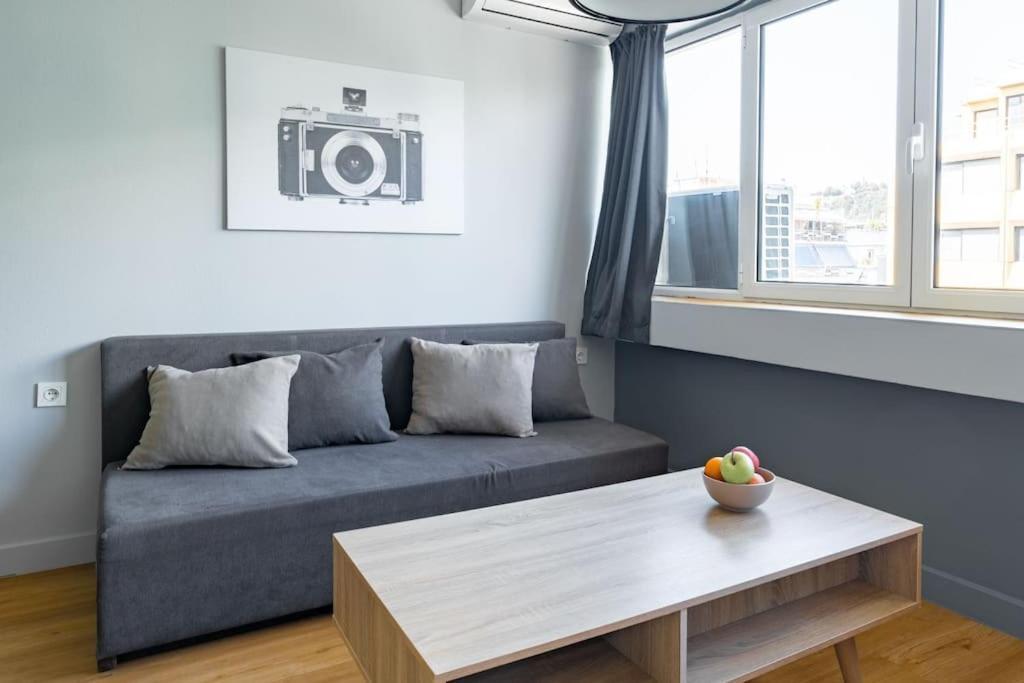 Cozy, Luminous And Comfy 5 Min Walk To Acropolis Appartement